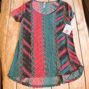 Lularoe classic tee